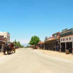 Tombstone 3 luxury hotels