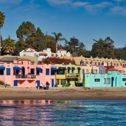 Capitola 7 hotels with parking