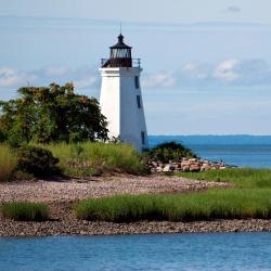Bridgeport 20 hotels with parking