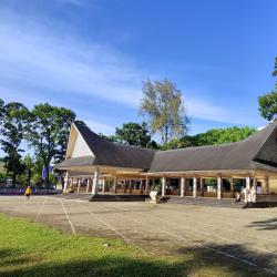 Pematangsiantar 18 hotels with parking