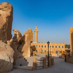 Al Hofuf 15 holiday rentals