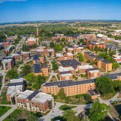 Brookings 10 hotels with parking