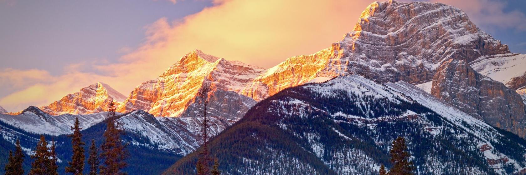 The best hotels in Dead Mans Flats, Canmore, Canada