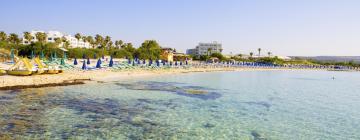 Hoteles en Playa Makronissos