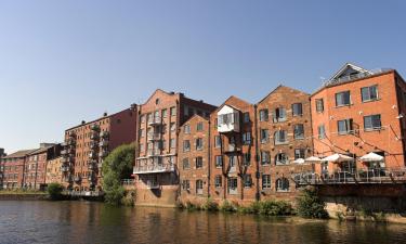 Canal Wharf – hotely