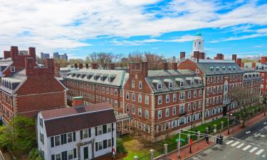 Mga hotel sa Harvard University 