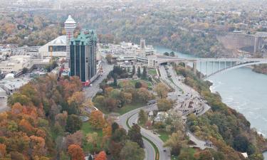 Downtown Niagara Falls hotelei