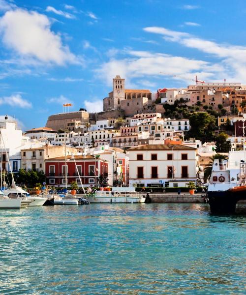 Districte de Eivissa on prefereixen allotjar-se els nostres clients.