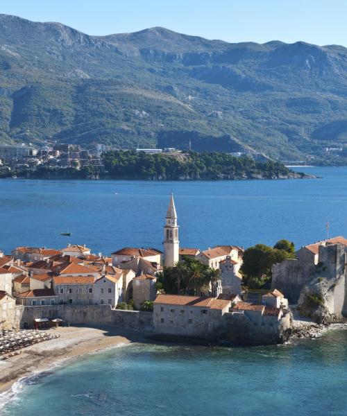 Zona di Budua dove i nostri clienti preferiscono soggiornare.