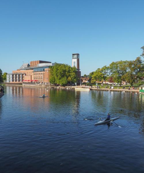 District of Stratford-upon-Avon where our customers prefer to stay.