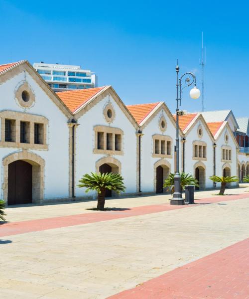 Čtvrť v destinaci Larnaka, kde se naši zákazníci rádi ubytovávají.