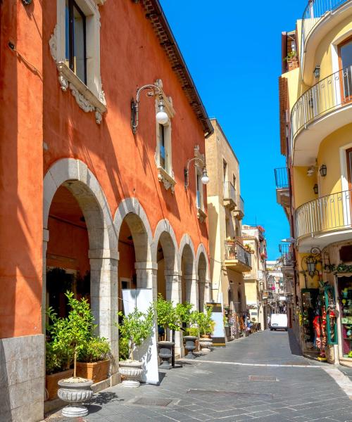 Districte de Taormina on prefereixen allotjar-se els nostres clients.