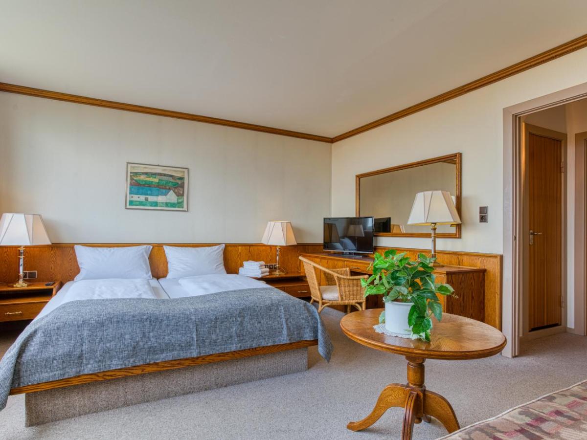 путтгарден германия. отель фф. путтгарден. отель фф. Courtyard by marriott mexico city revolution.