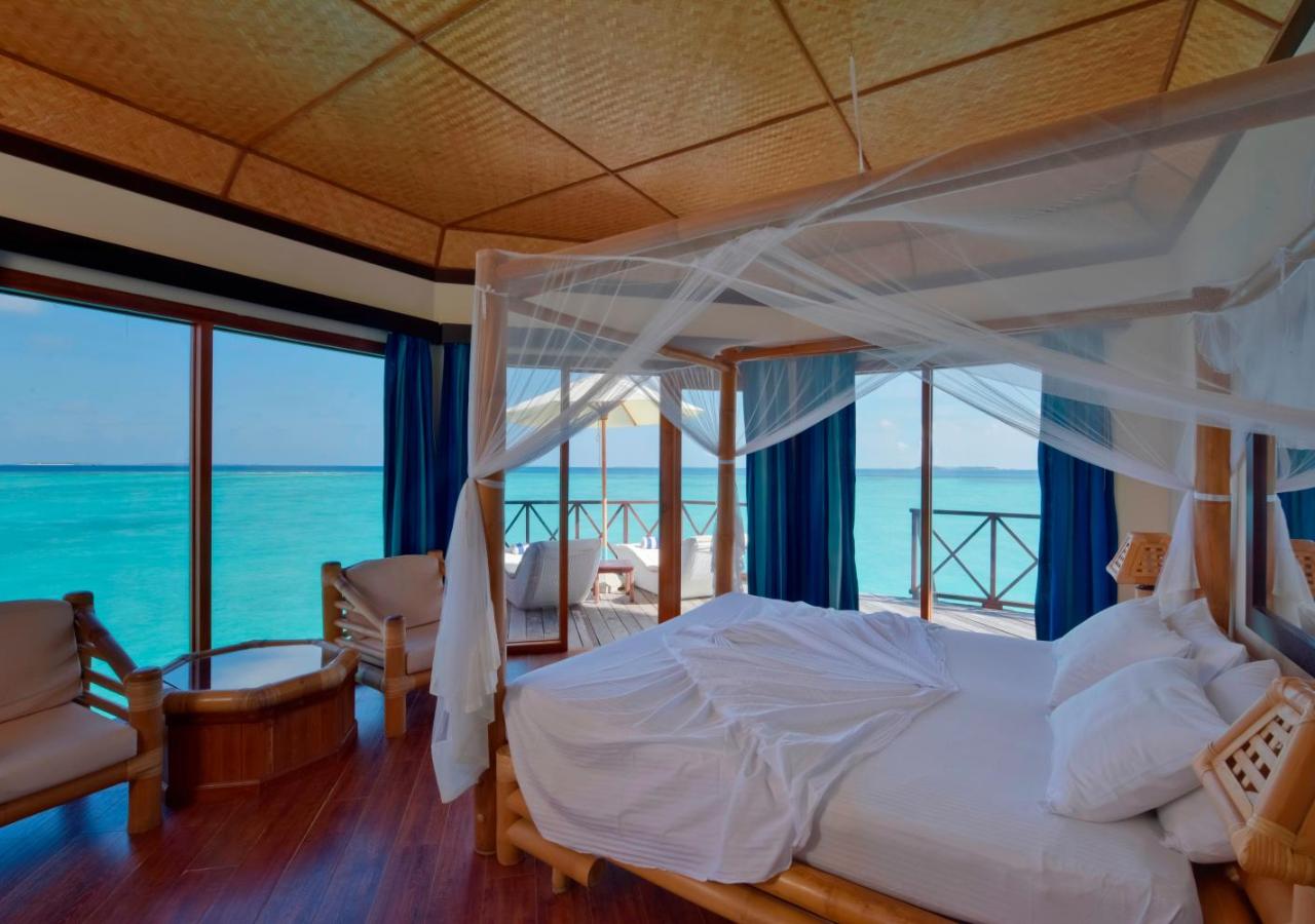 Water Bungalow, photo 1
