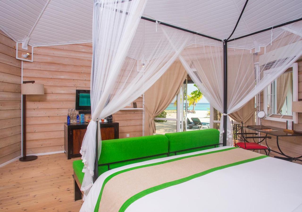 O Jacuzzi Beach Villa (12+ yrs), photo 1