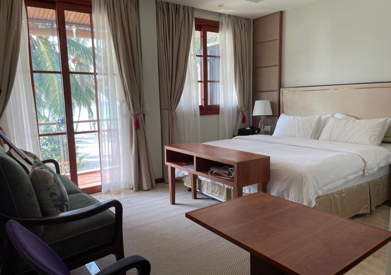 King Room with Balcony, photo 1