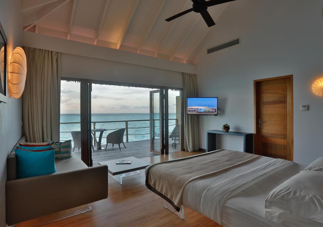 Lagoon Over Water Villa, photo 1