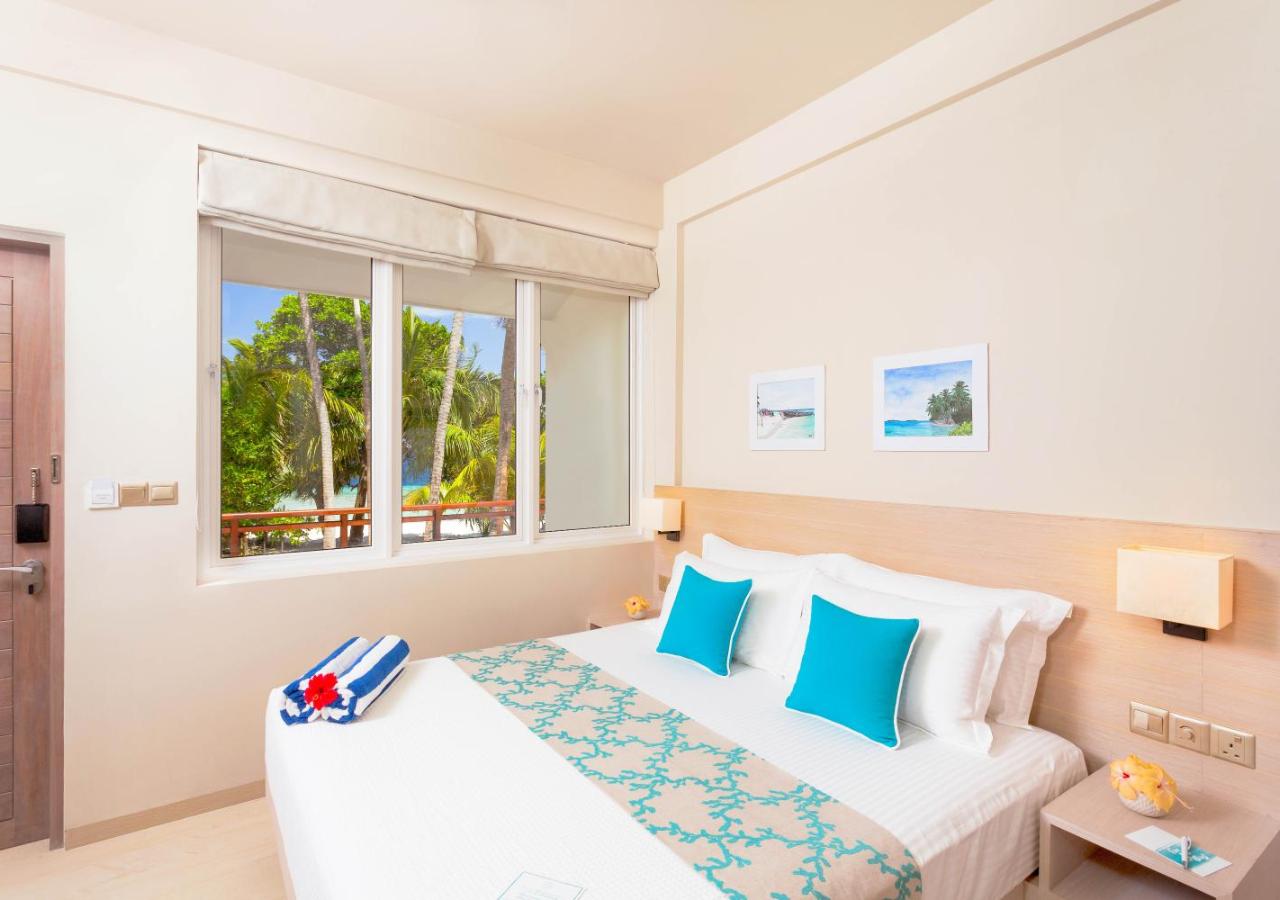 Superior Room with partial Ocean View & Balcony, photo 1