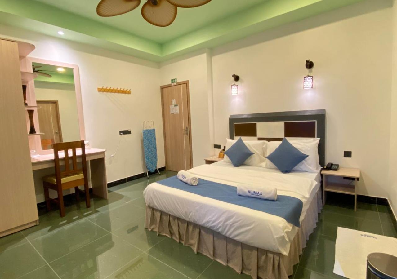 Deluxe Double Room with Balcony, photo 1