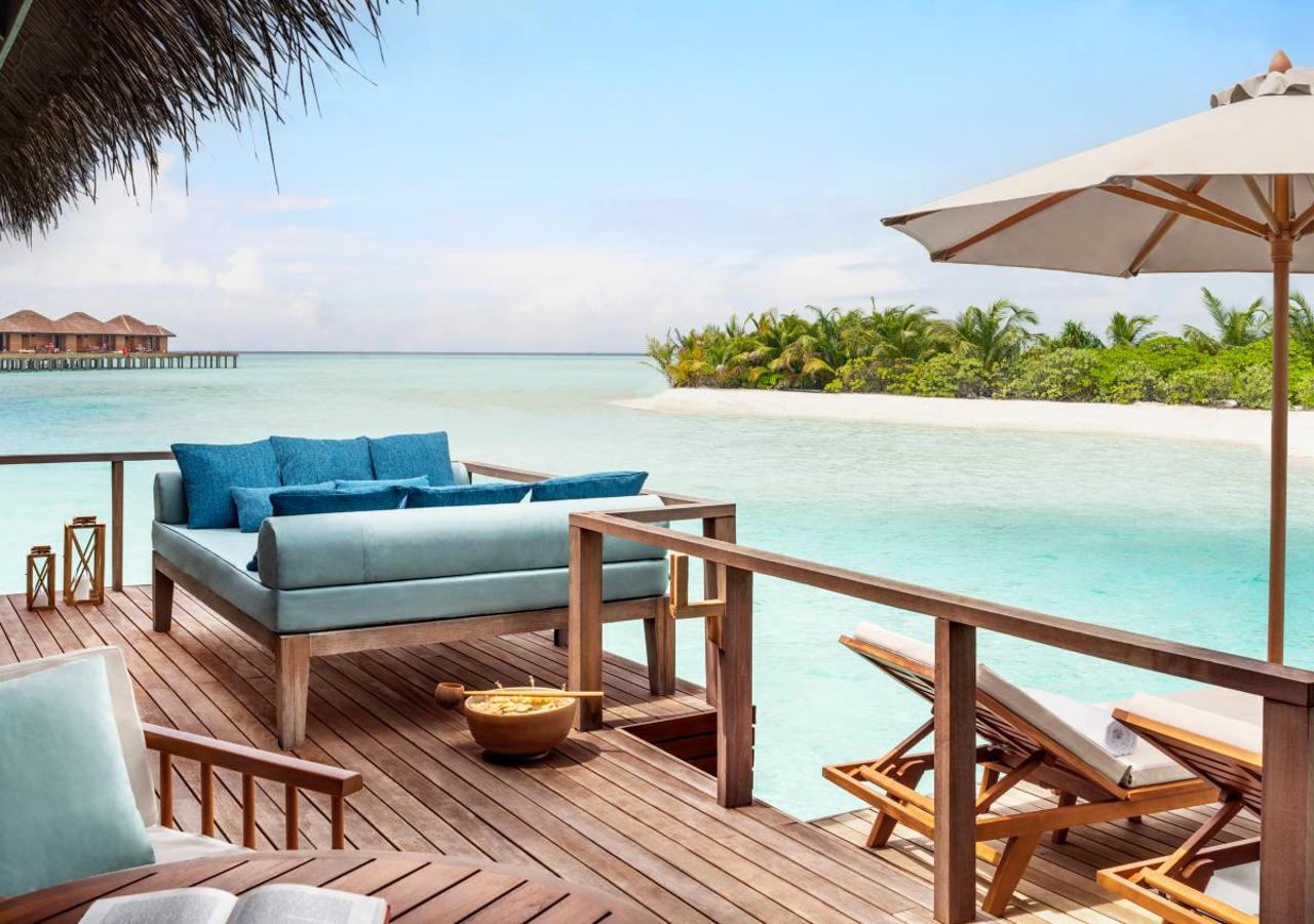 Deluxe Over Water Villa, photo 1