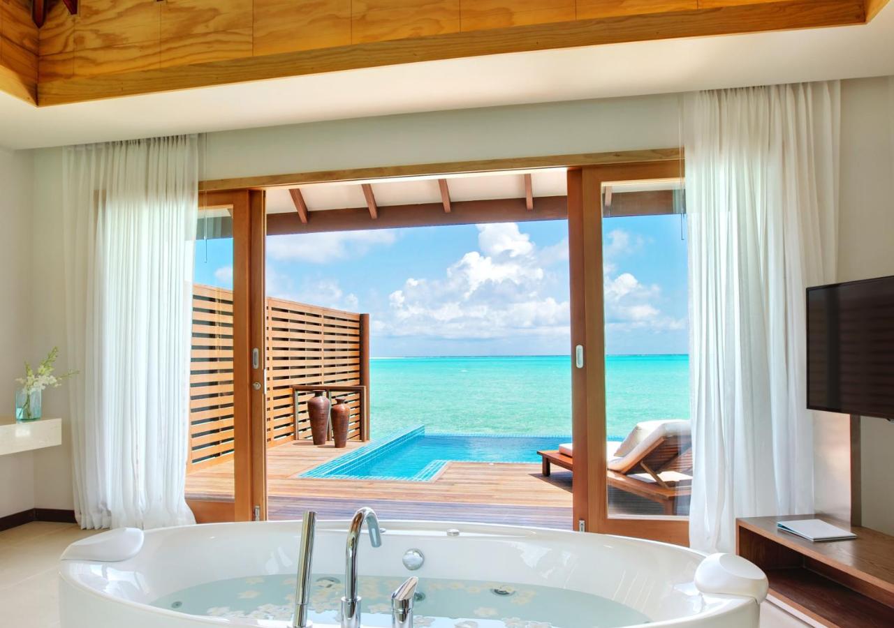 Deluxe Water Villa with Pool, photo 1