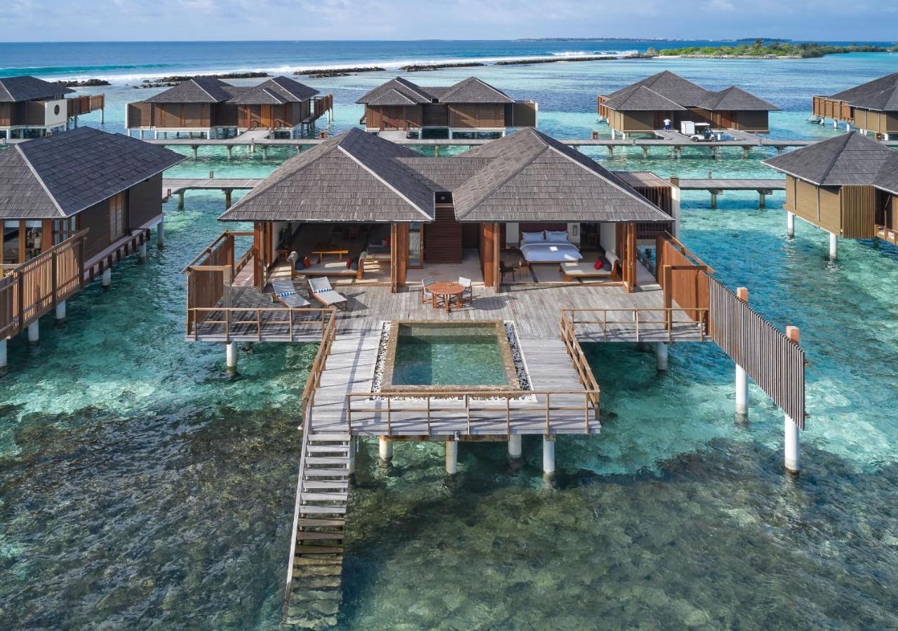 One Bedroom Ocean Suite with Pool, photo 1