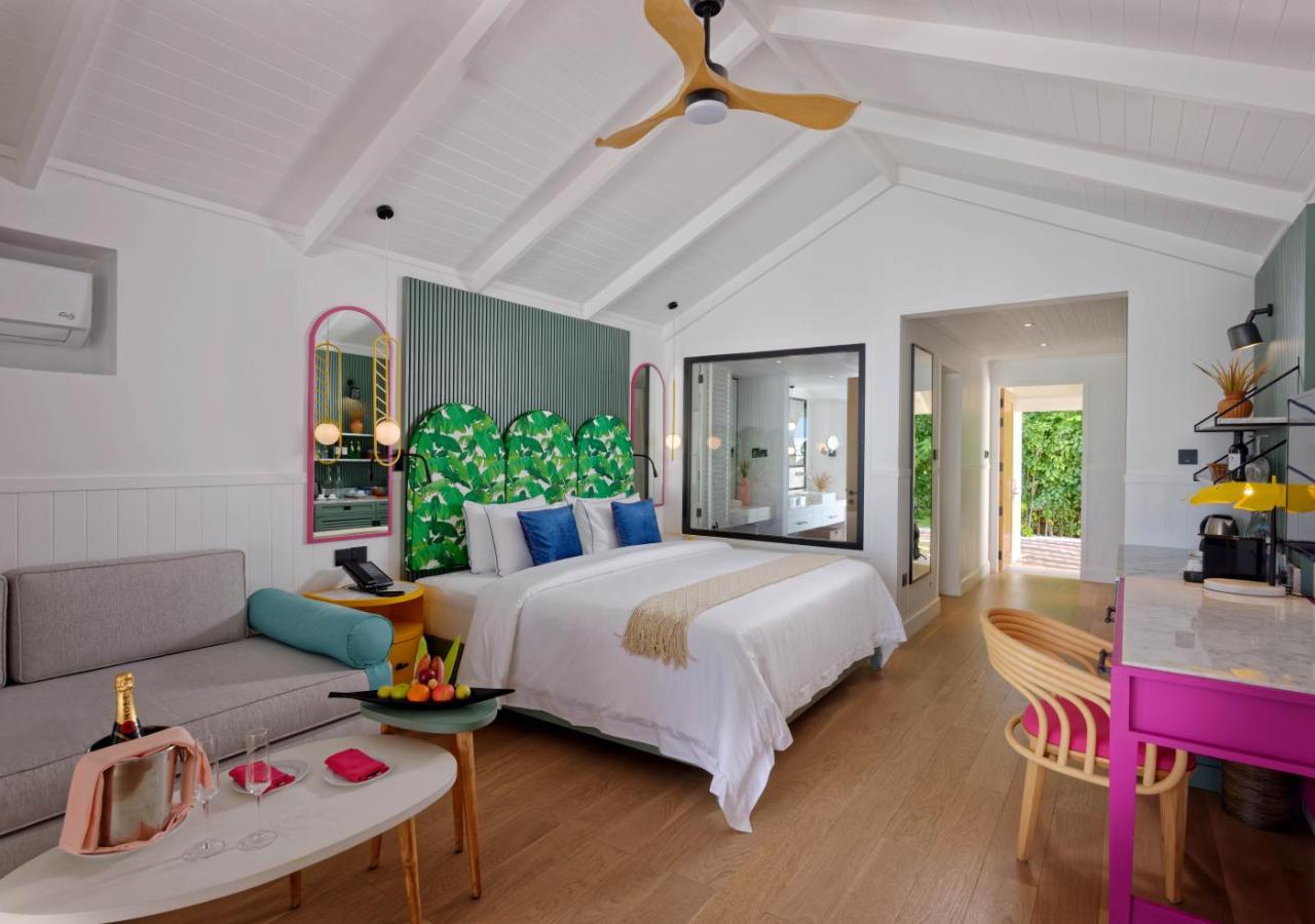 Beach Villa with Private Pool - 50% off domestic transfers for stays of 7+ nights (book from 23 Mar, stay until 30 Sep), photo 1