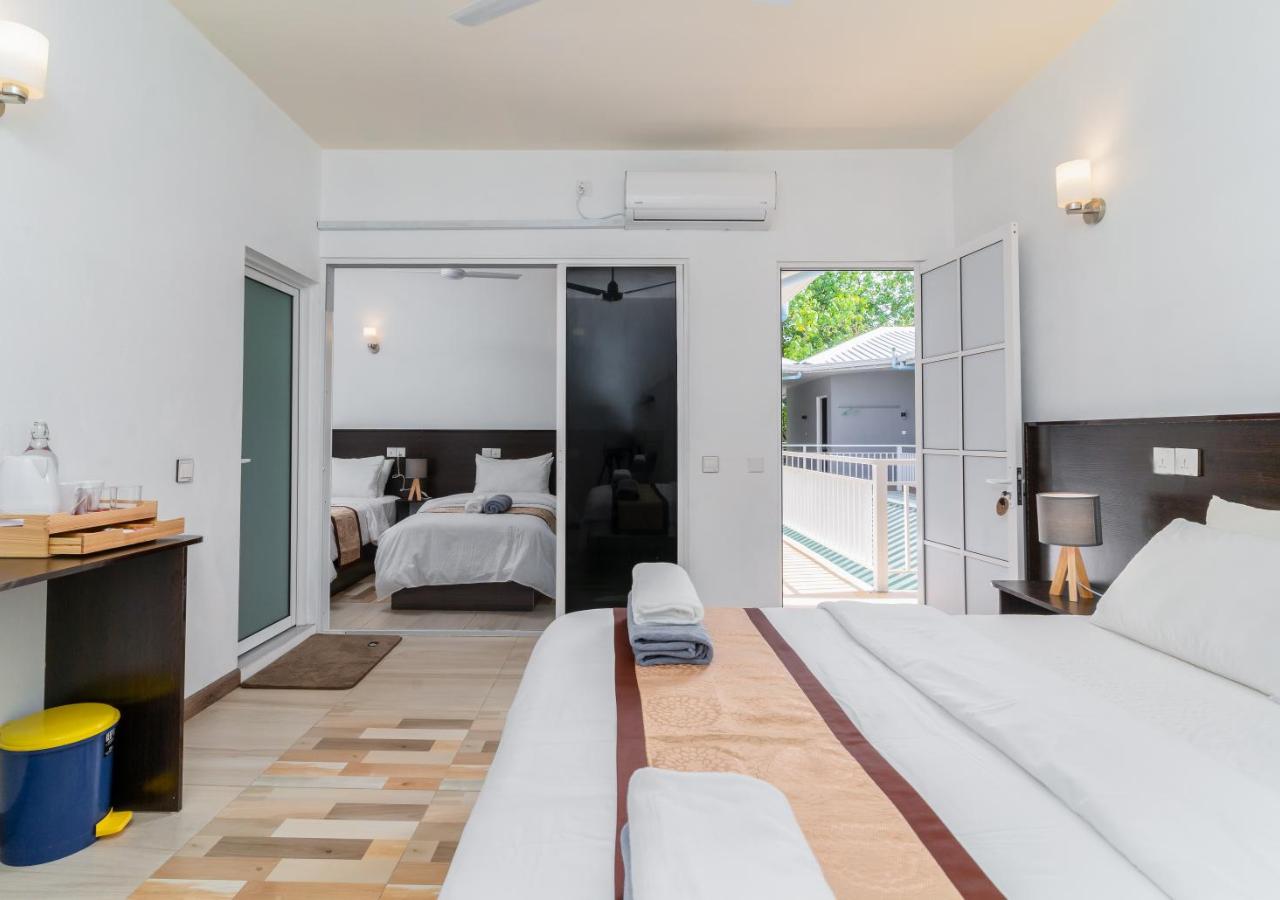 Deluxe King Suite, photo 1