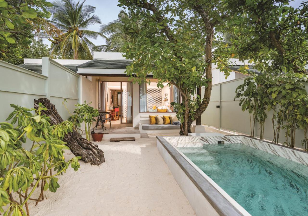 Deluxe Beach Villa with Pool, photo 1
