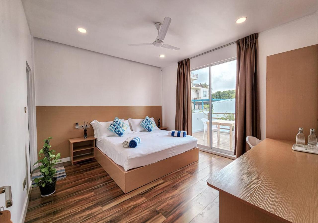 Deluxe Double or Twin Room with Balcony, photo 1