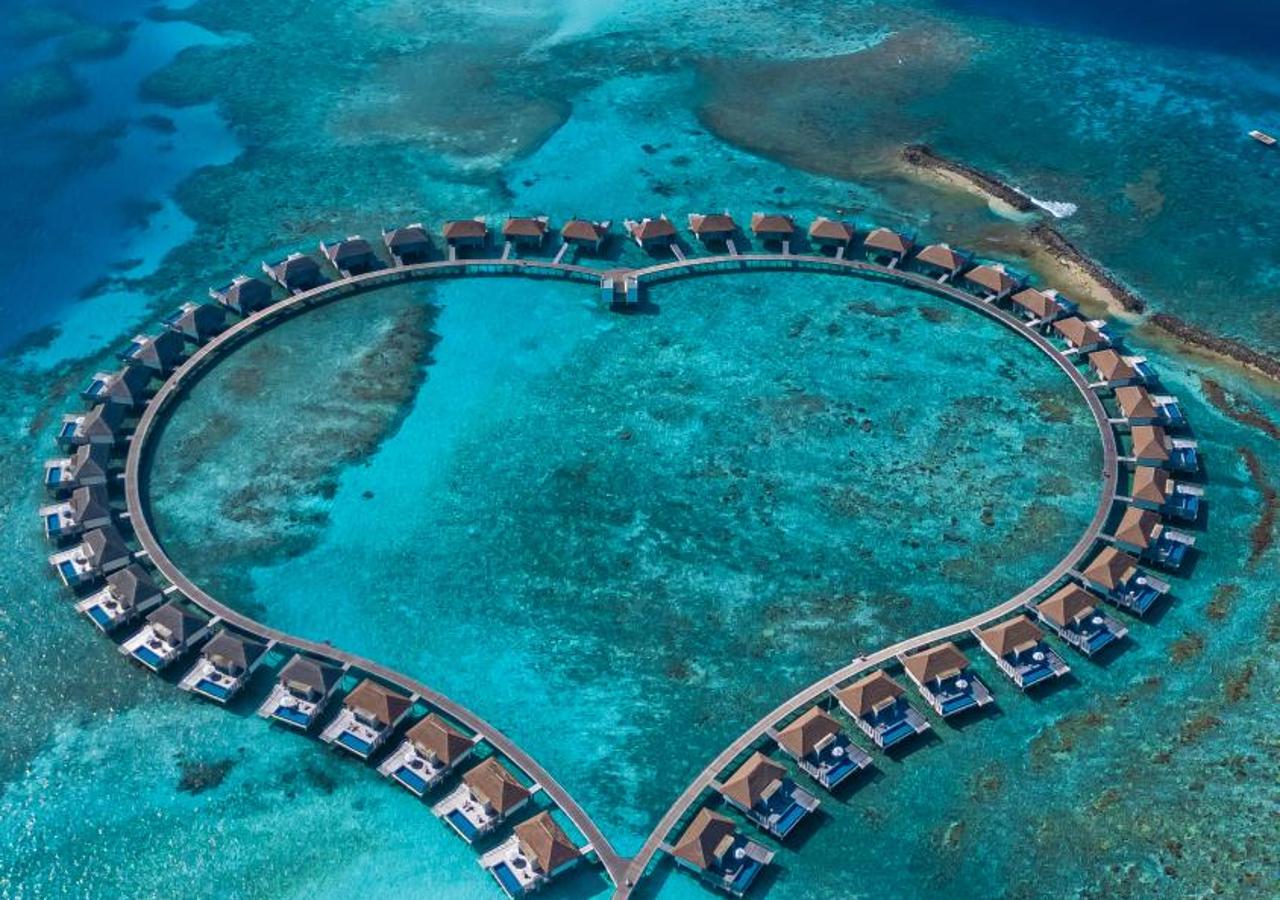Sunset Water Villa with private pool & free access to VIP seaplane lounge on arrival with $50 Spa credit, photo 1