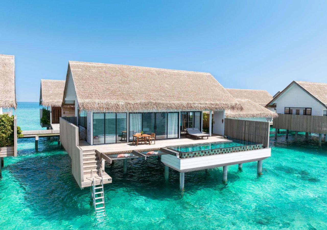 One Bedroom Overwater Suite with Pool, photo 1