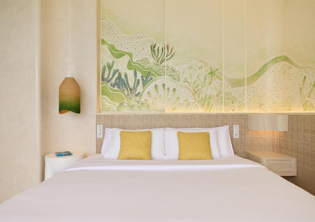 Beachfront Room with open-air bath King, photo 1