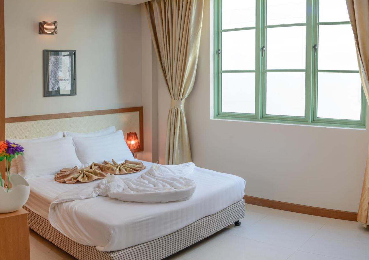 Deluxe King Room, photo 1