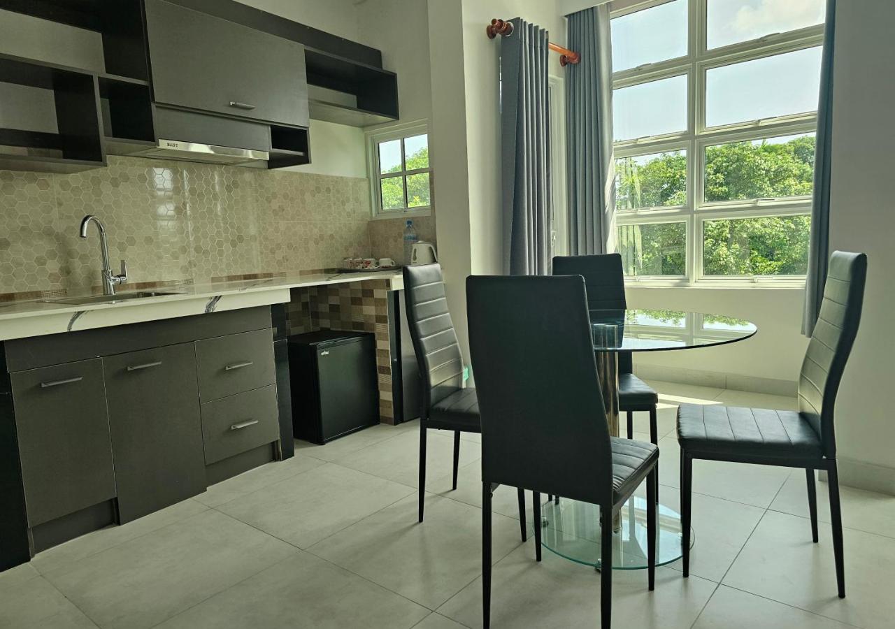 Two-Bedroom Apartment with Balcony and Terrace, photo 1