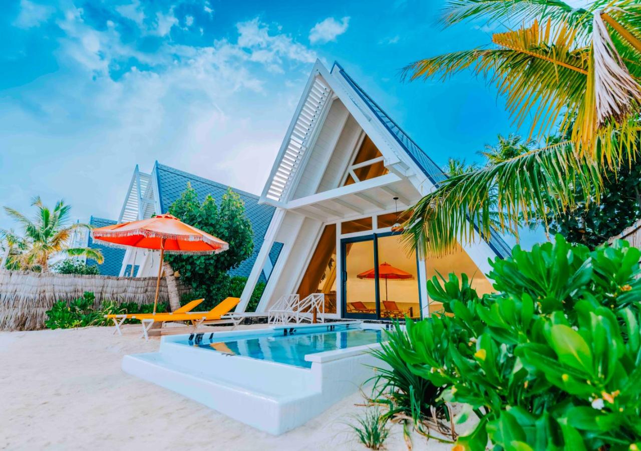 Bodu Haruge Beach Villa with Private Pool, photo 1
