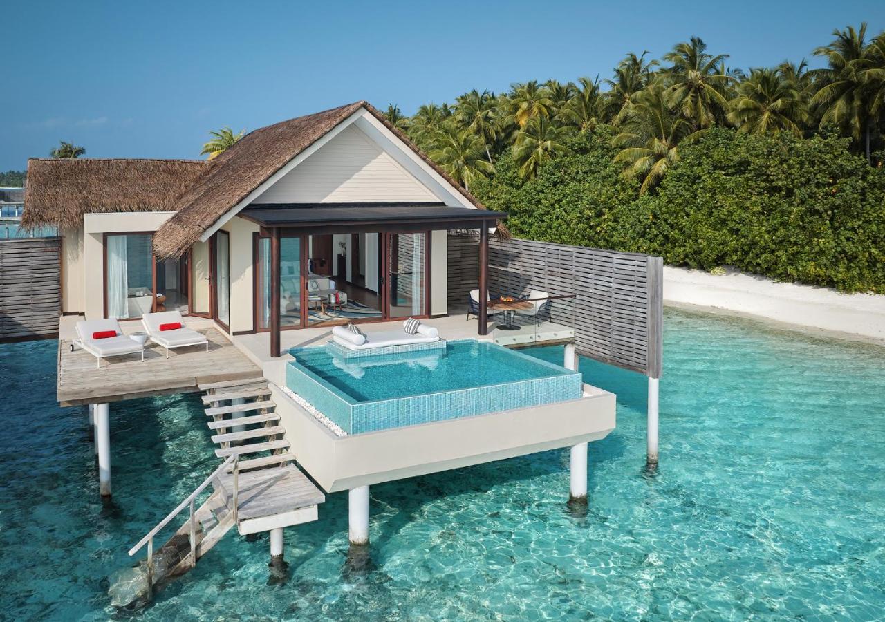 Over Water Pool Villa, photo 1