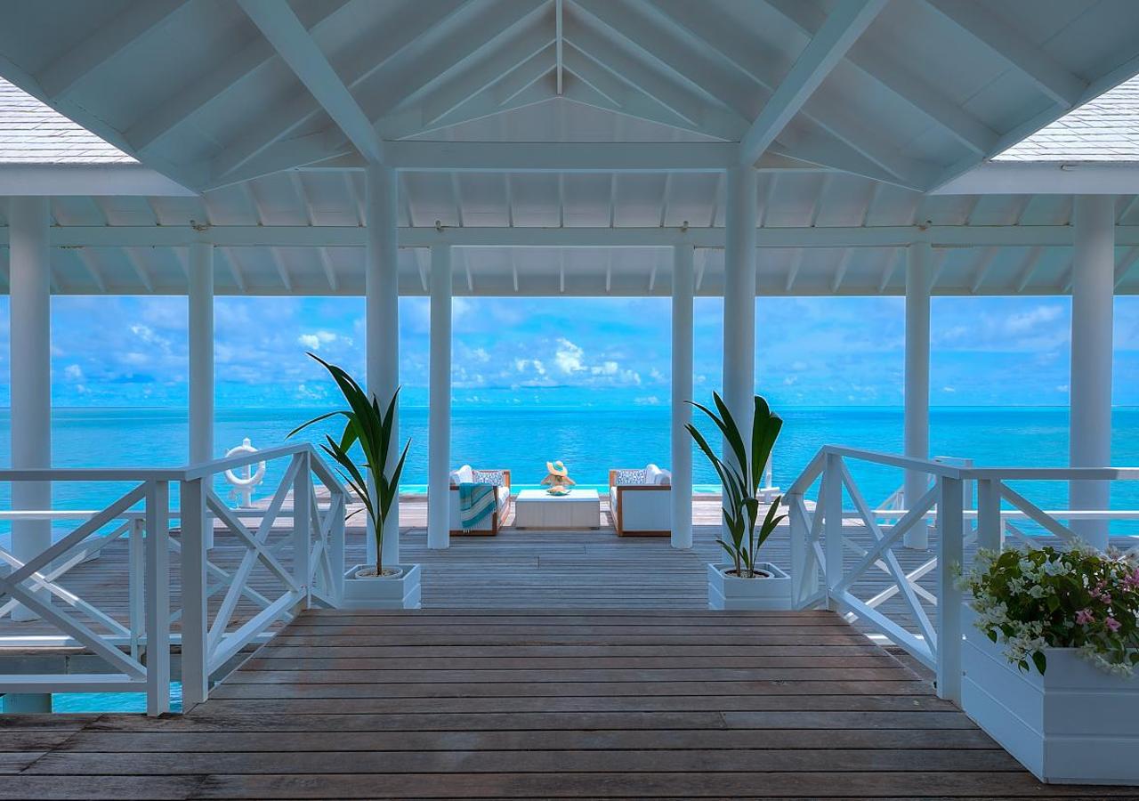 Two-Bedroom Pool Water Villa, photo 1
