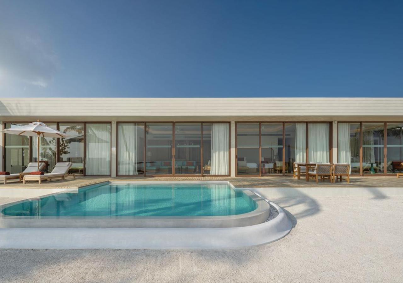 Three-Bedroom Sunset Beach Pool Residence, photo 1