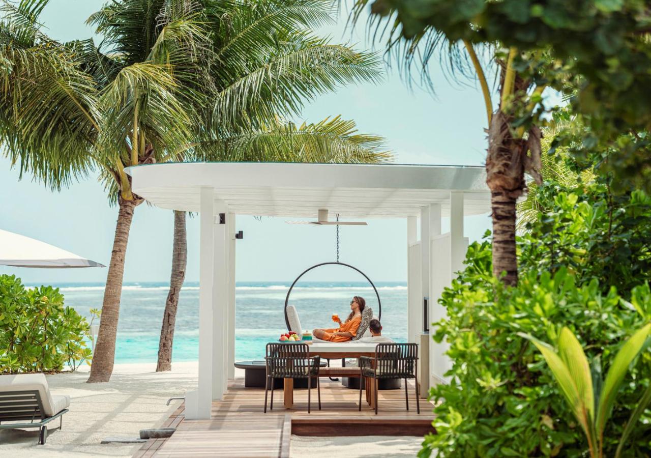 Sunrise Beach Villa Pool King - Room Rate inclusive of breakfast for 2 adults, photo 1