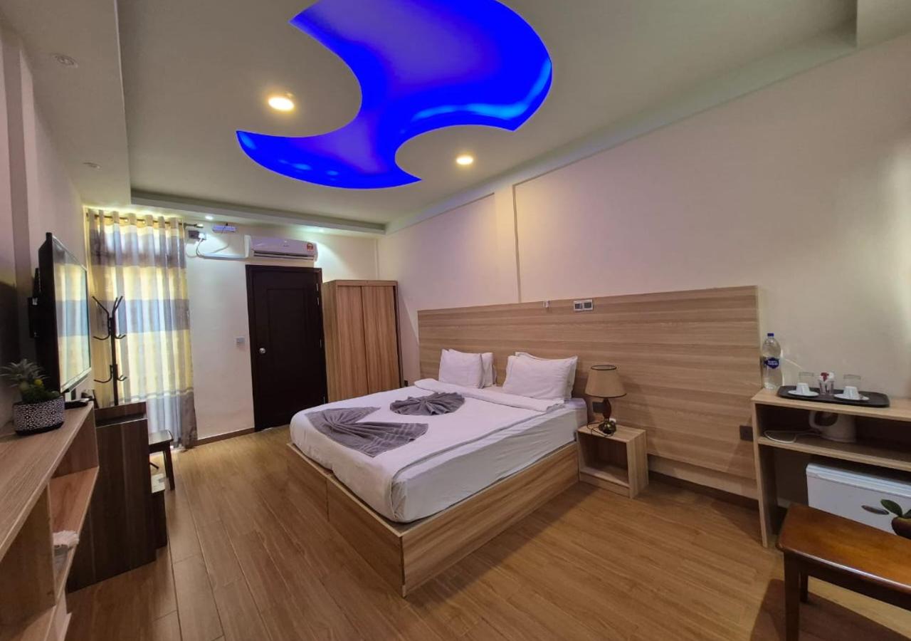 Deluxe Double or Twin Room with Balcony, photo 1