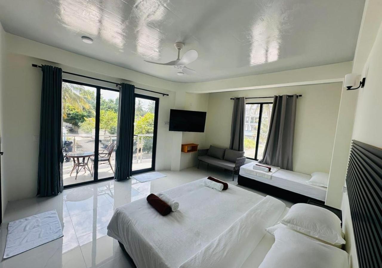 Deluxe Family Room, photo 1