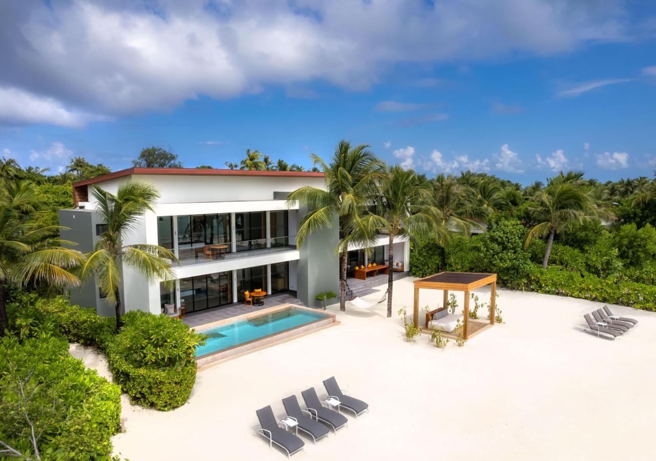 Four Bedroom Beach Villa with Private Pool, photo 1