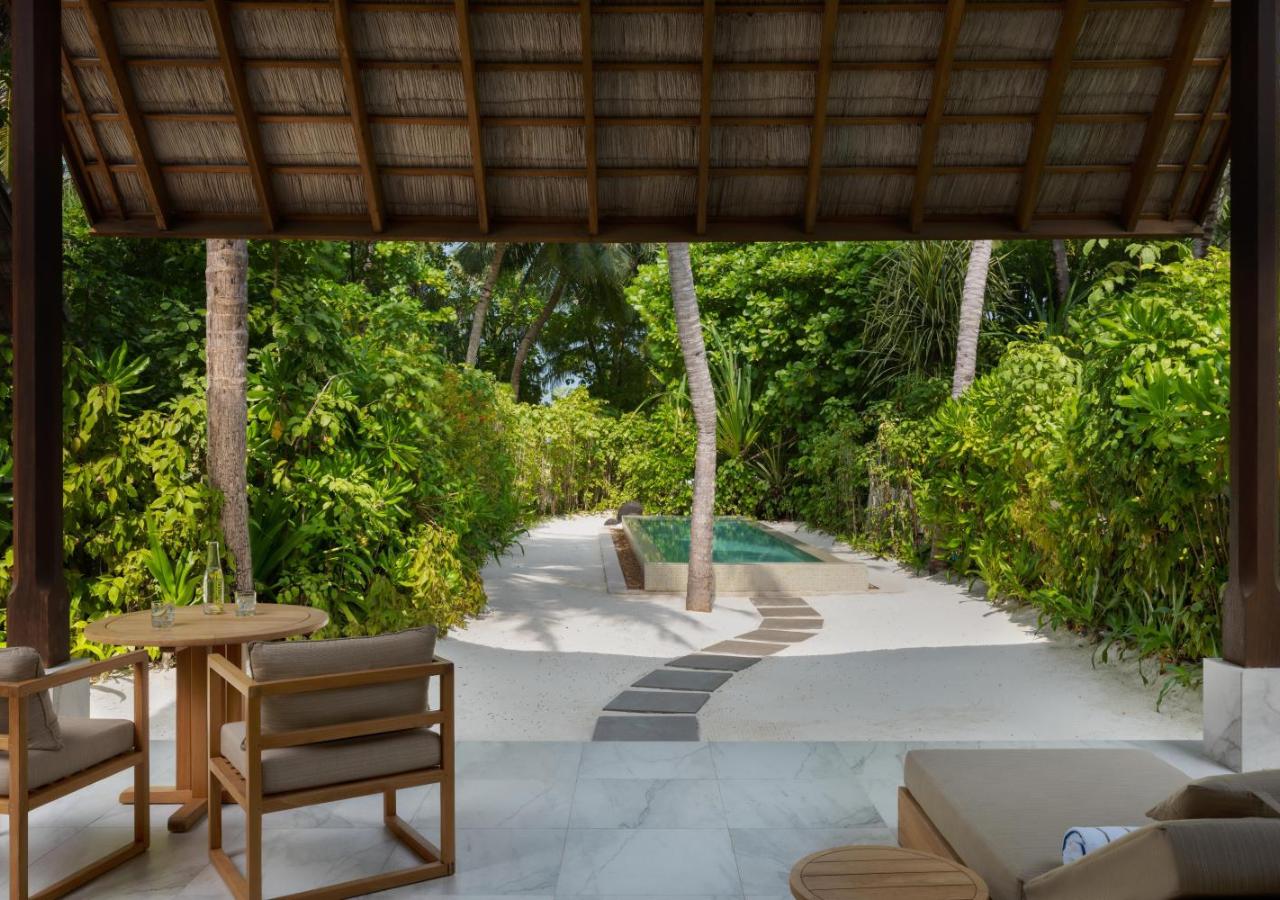 Two-Bedroom Deluxe Beach Villa with Pool, photo 1