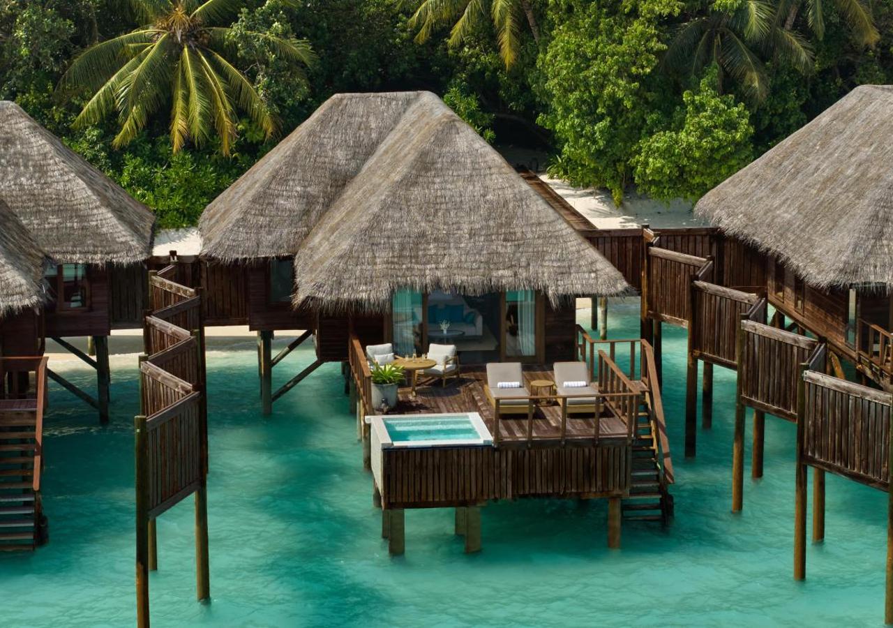 Sunrise Water Villa, photo 1