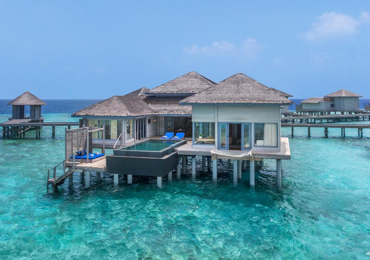 One-Bedroom Overwater Pool Villa with Ocean View, photo 1