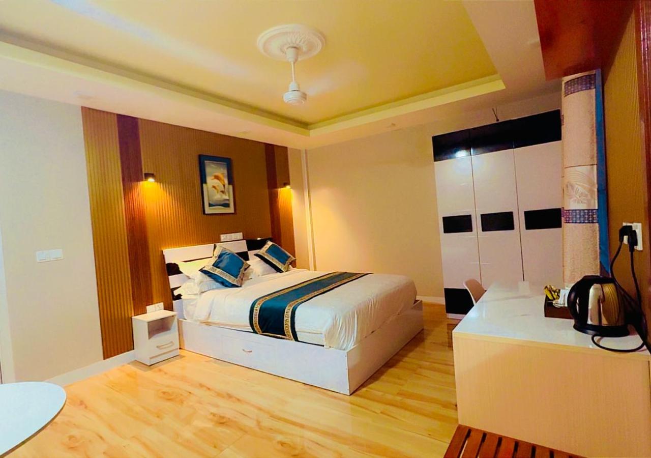 Family Room with Private Bathroom, photo 1