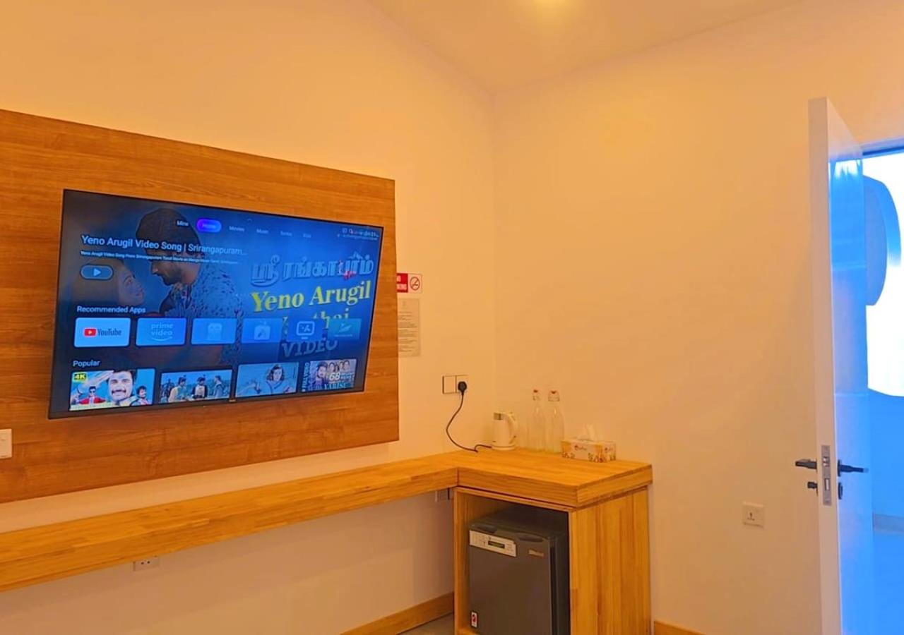 Deluxe Double or Twin Room with City View, photo 1