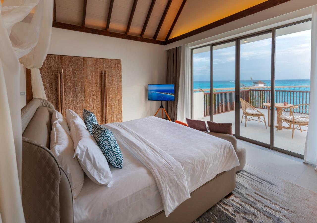 Two Bedroom Beach Suite, photo 1
