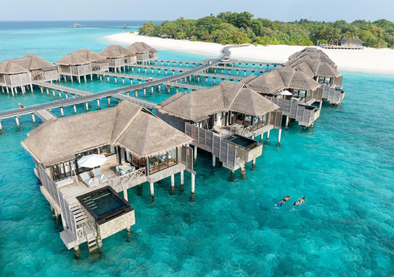 Sunset Water Villa with Infinity Pool, photo 1